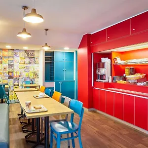 Hotel Hotelf1 Centre Courtine Gare, Avinhão